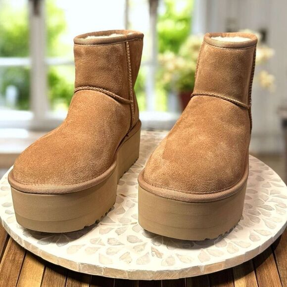 UGG Classic Mini Platform Boot Chestnut Suede Sheepskin Lined Women’s Size 9 EU - Picture 2 of 10